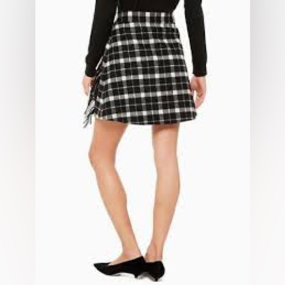 Kate Spade New York Rustic Mini Skirt With Cascading Fringe Size 2 NWOT - Picture 3 of 9